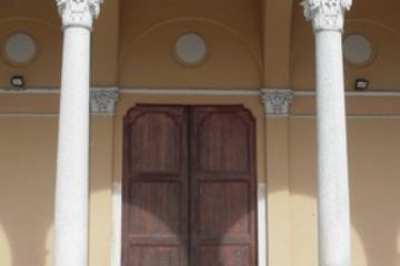 Chiesa Parrocchiale di San Lorenzo - Portone d'Ingresso