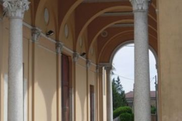 Chiesa Parrocchiale di San Lorenzo - Porticato