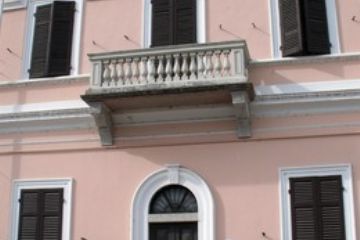 Immagini e Angoli di Confienza - Casa Parrocchiale