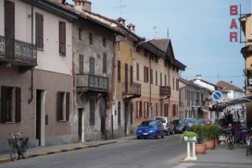Immagini e Angoli di Confienza - Via del Centro